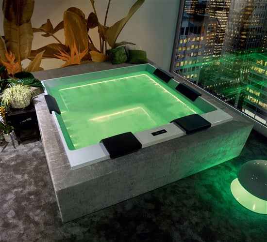 Minipiscina da giardino con cromoterapia