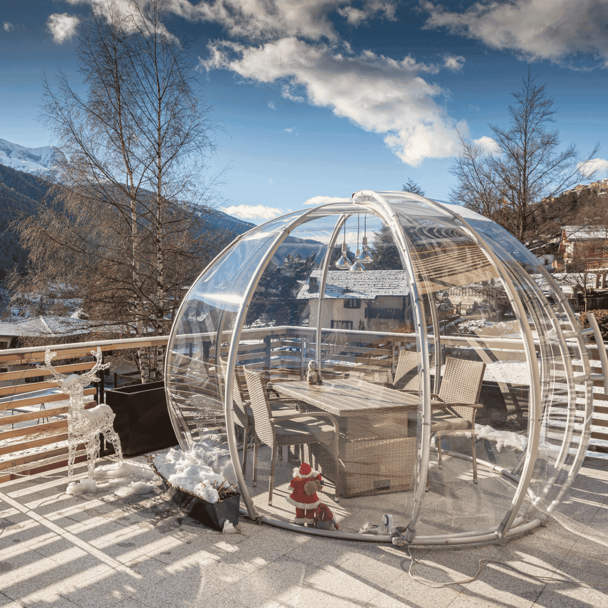 igloo con paesaggio e set arredo dentro