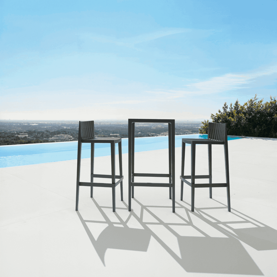 Vondom Spritz High Table, Tavolo Alto da Bar di Archirivolto Design per Vondom