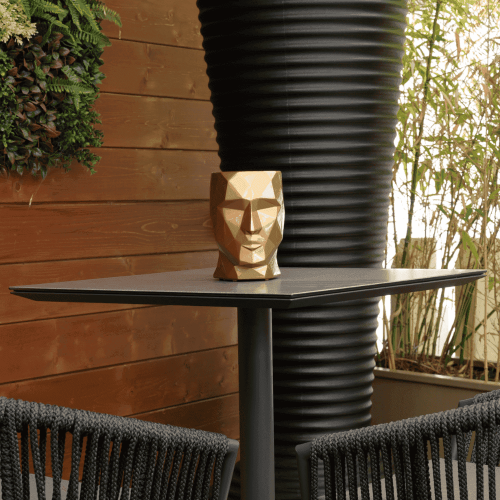 Solaris "Ermes", Tavolo in Alluminio e Vetro Temperato