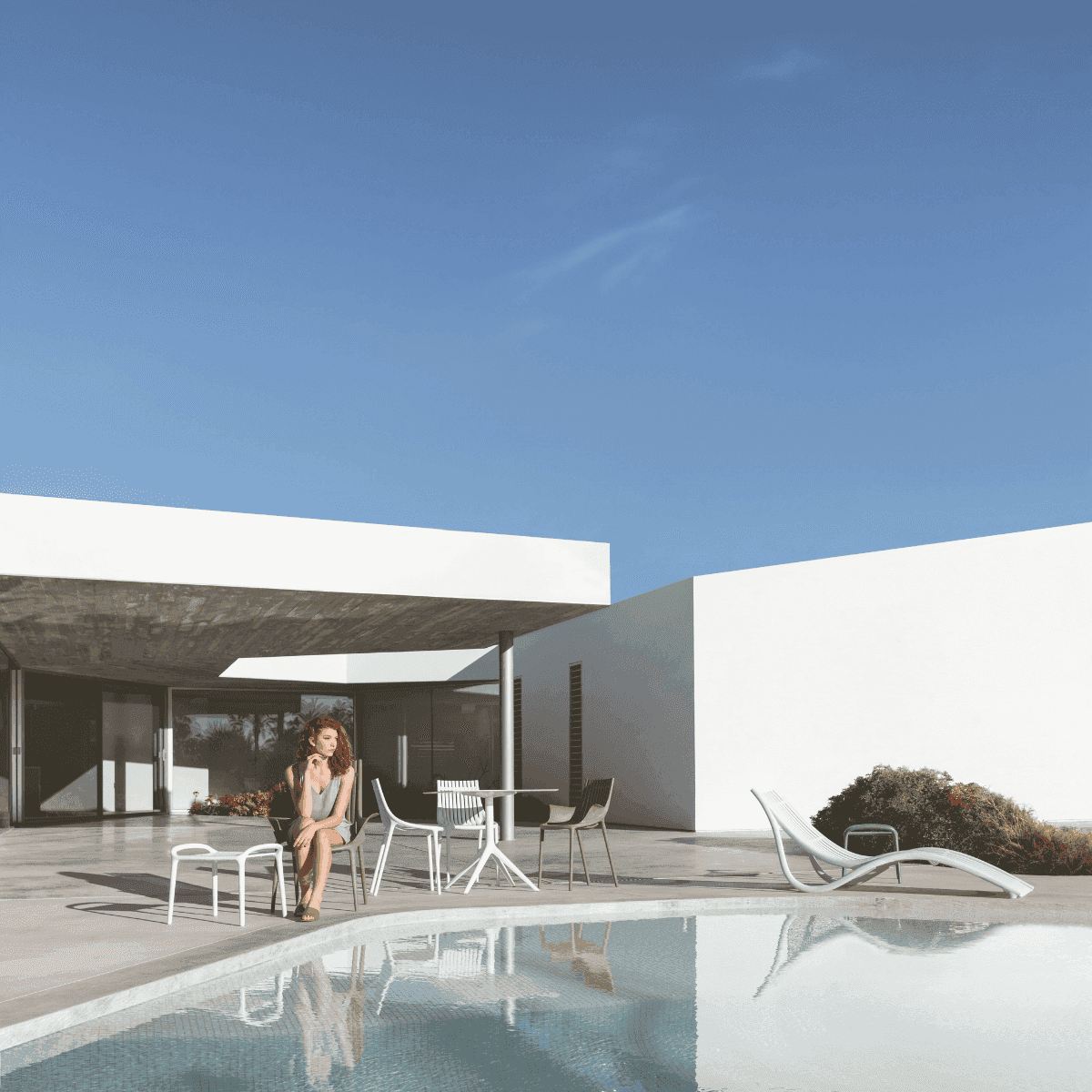 Vondom Ibiza Lounge Chair, Poltrona con Braccioli Ispirata all&