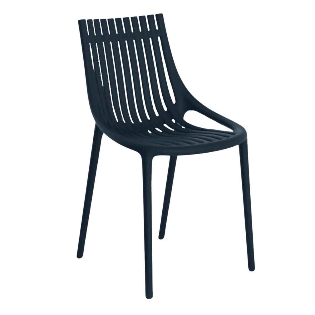 sedie da giardino blu navy con sfondo bianco