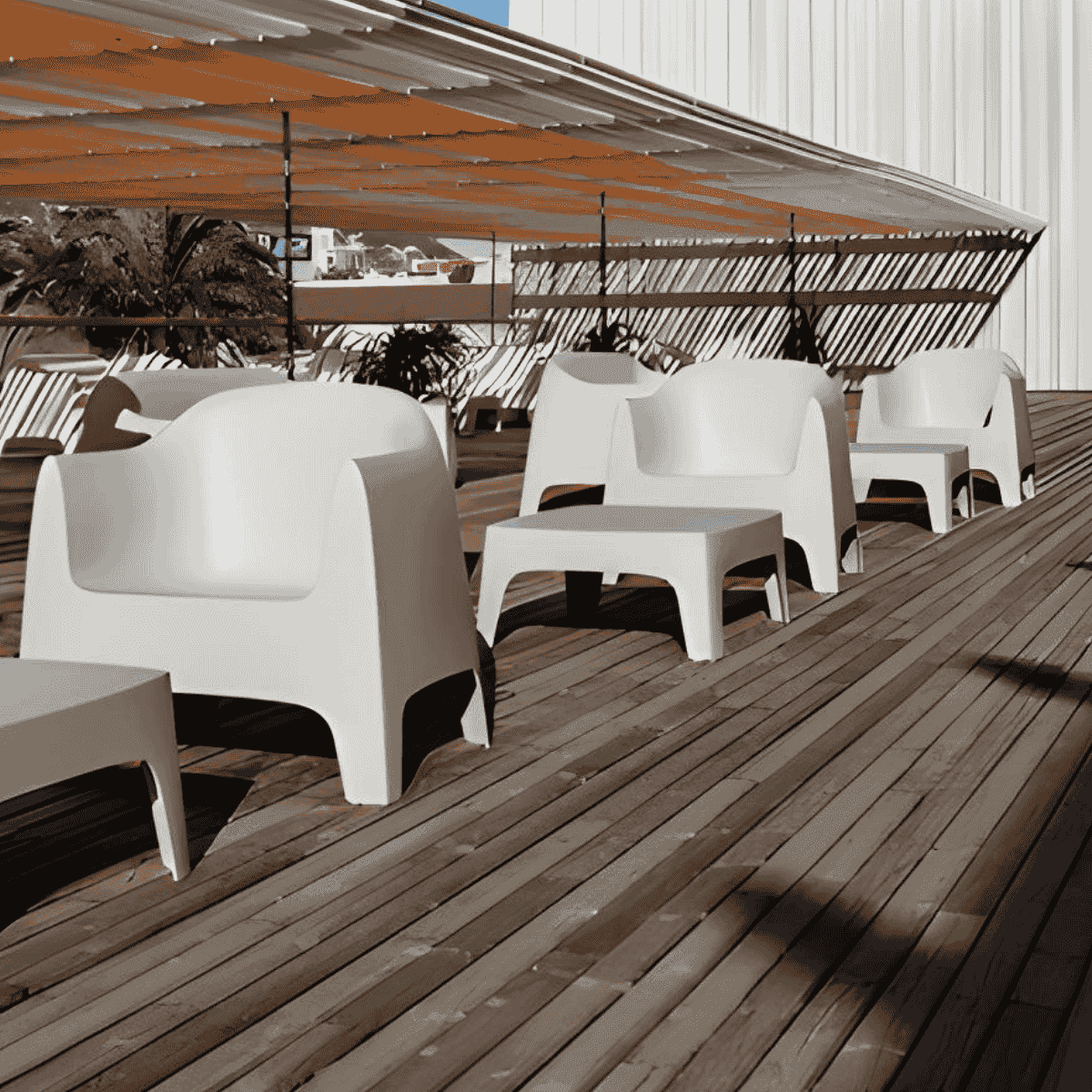 Vondom Solid Lounge Chair, Poltrona per Ambienti Esterni – Arredo