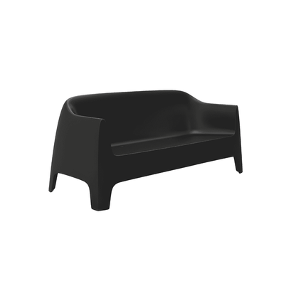 Vondom Solid Sofa - Divano da Giardino Impilabile | Design di Stefano Giovannoni